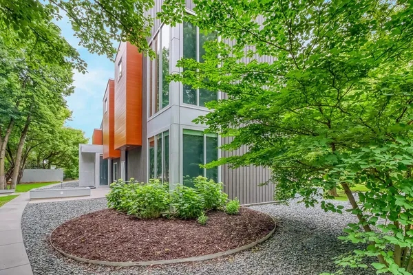 $1,699,900 | 131 49th Avenue East, West Fargo, ND 58078