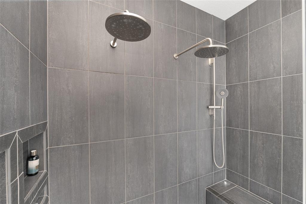 224 Oak Lane Ocala, FL 34472 - Photo 21 of 33 a bathroom with a shower