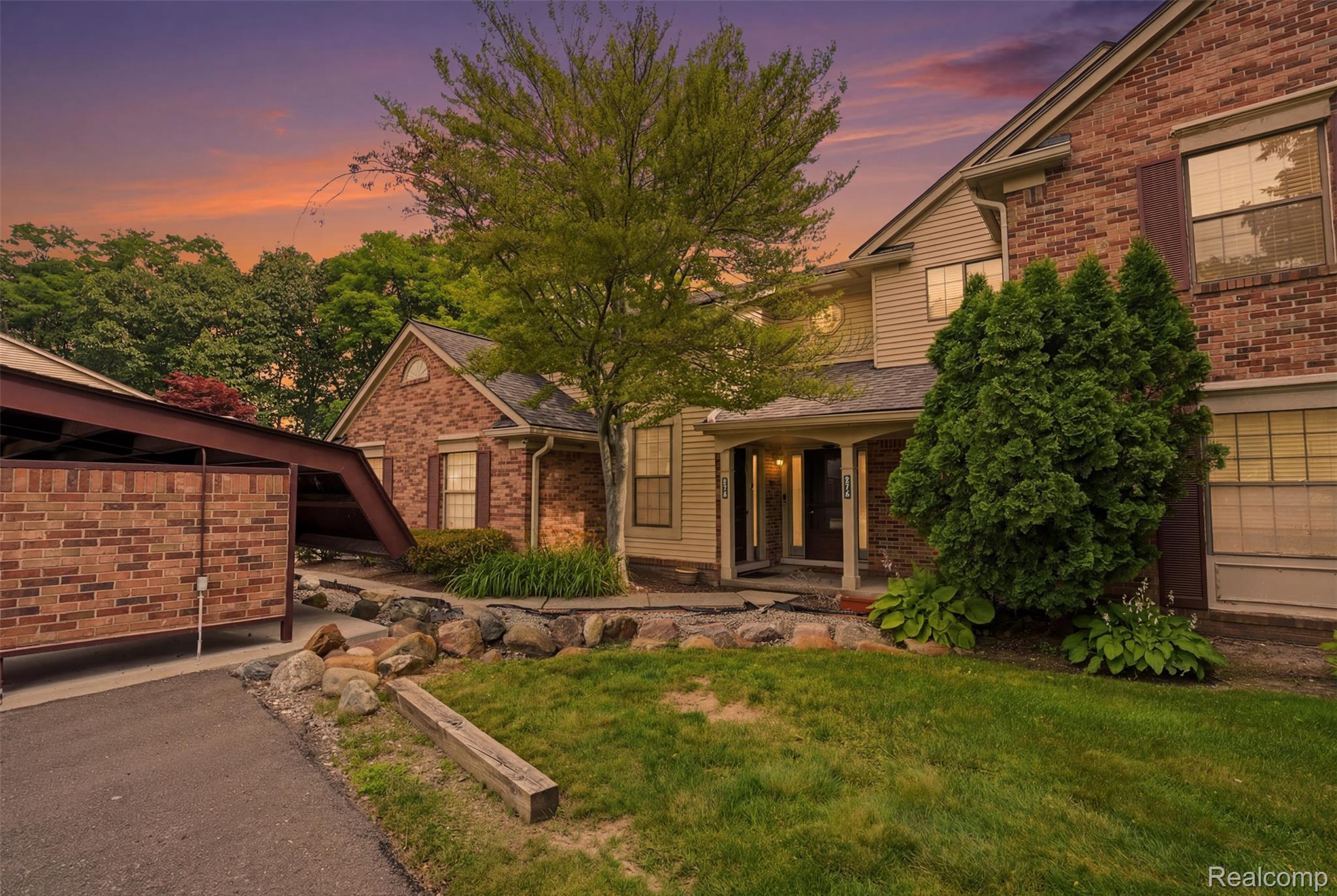 29726 Pine Ridge Circle Farmington, MI 48331 - Photo 37 of 40 Dusk view of home.