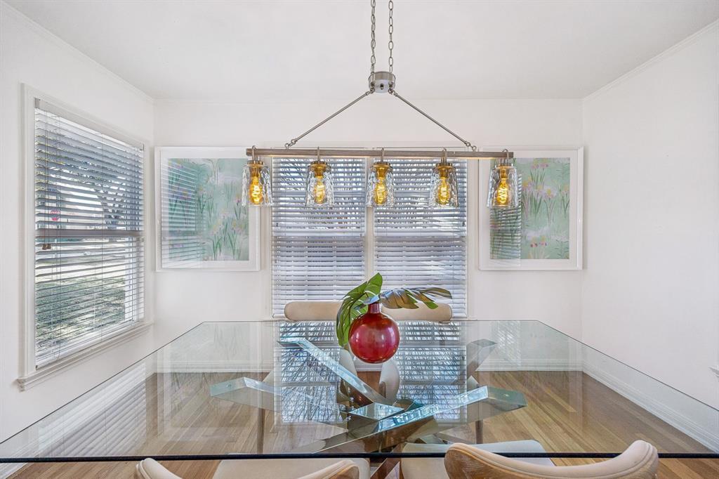 3704 Wildwood Road Fort Worth, TX 76107 - Photo 8 of 25