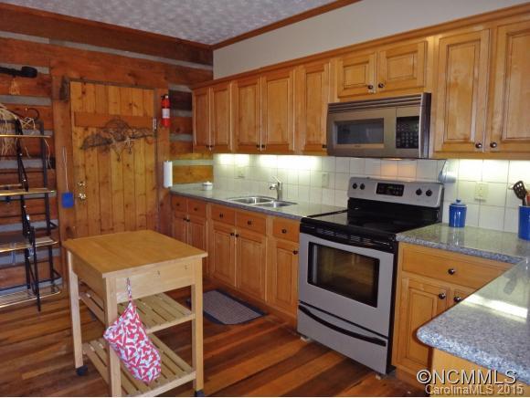 626 Quail Cove Road Clyde, NC 28721 - Photo 5 of 24