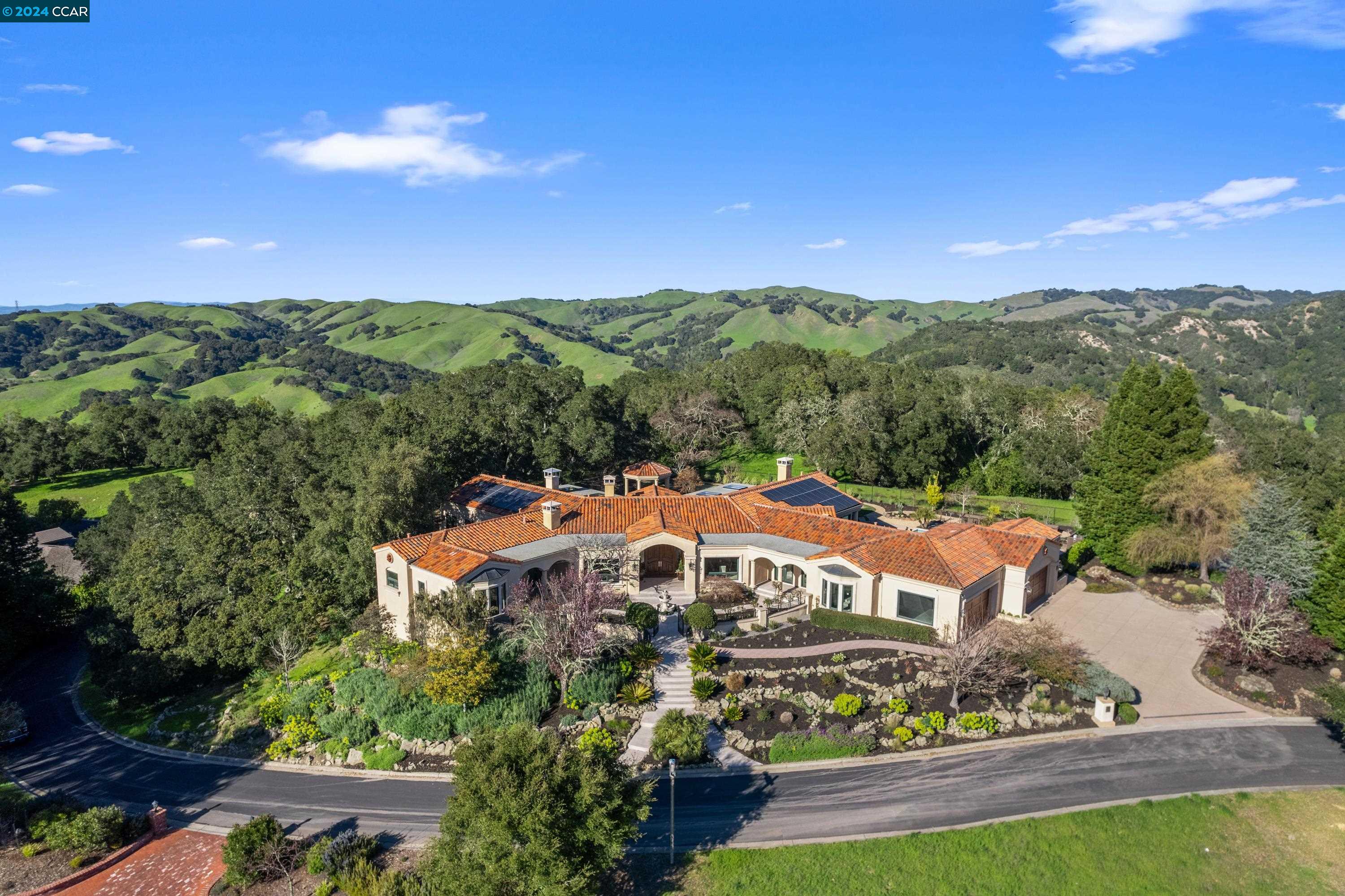 10 Orinda View Road Orinda, CA 94563 - Photo 1 of 1 Gallery Image 1