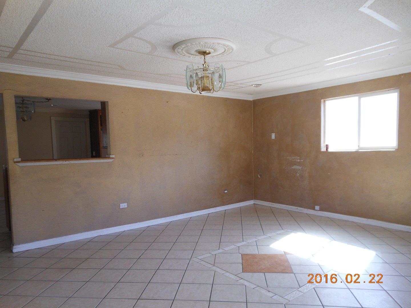 380 Echo Valley Road Salinas, CA 93907 - Photo 10 of 15 Gallery Image 10