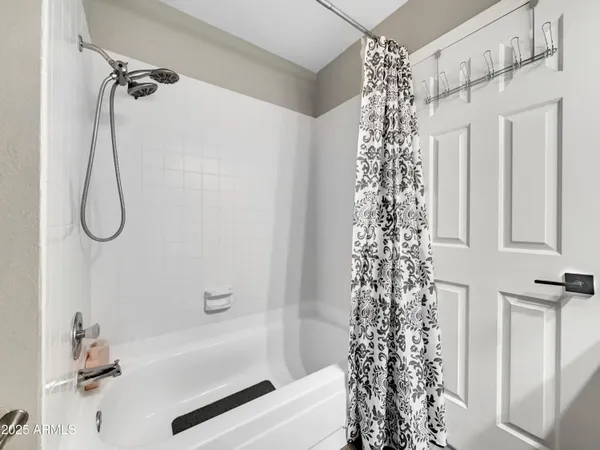 $2,700 | 4788 West Joshua Boulevard, Chandler, AZ 85226