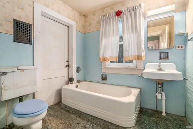 $200,000 | 602-604 South Martin Street, Ligonier, IN 46767