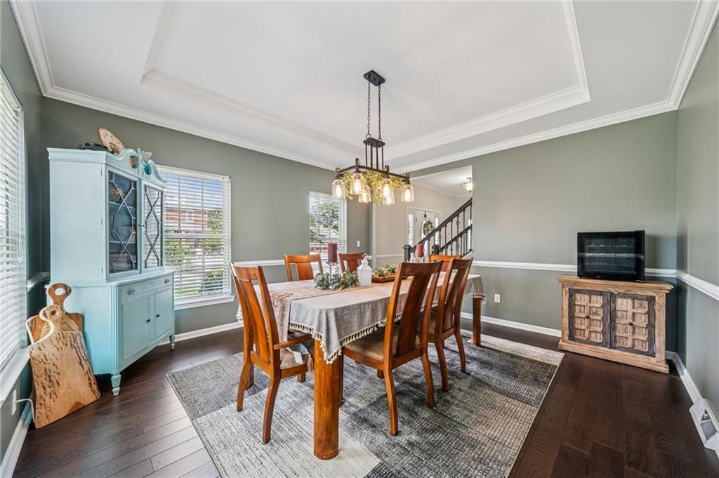 1425 Carnahan Road Pittsburgh, PA 15220 - Photo 13 of 39