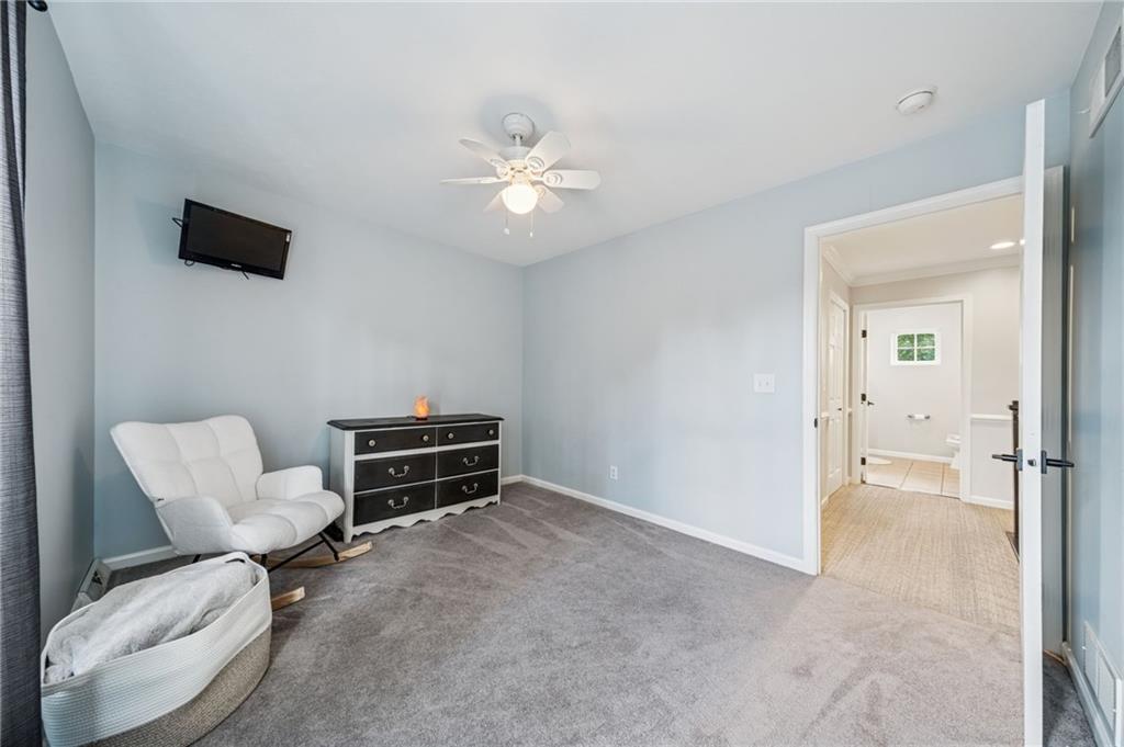 1425 Carnahan Road Pittsburgh, PA 15220 - Photo 24 of 39