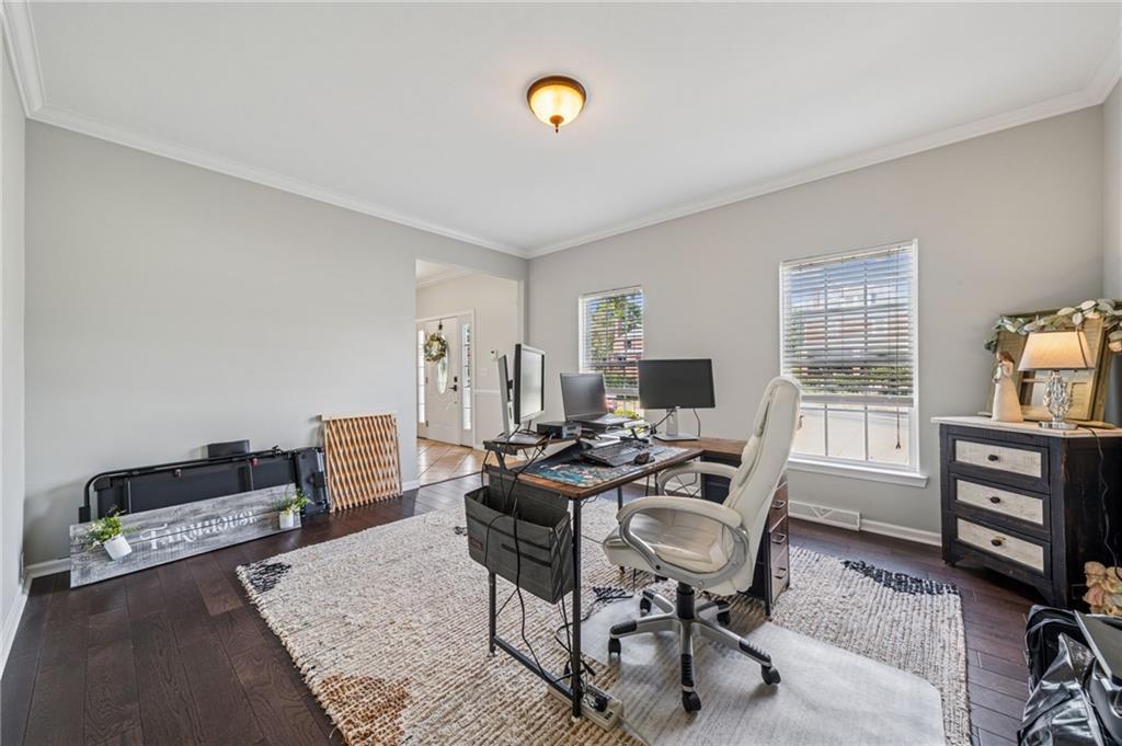 1425 Carnahan Road Pittsburgh, PA 15220 - Photo 37 of 39