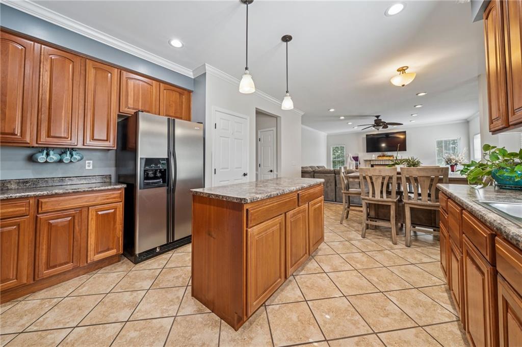 1425 Carnahan Road Pittsburgh, PA 15220 - Photo 8 of 39