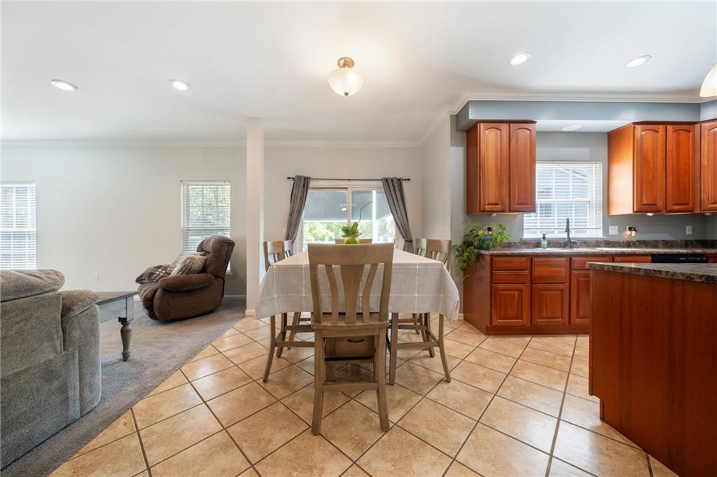 1425 Carnahan Road Pittsburgh, PA 15220 - Photo 9 of 39