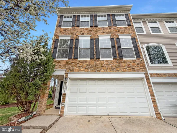 $711,000 | 43684 Phelps Terrace, Ashburn, VA 20147