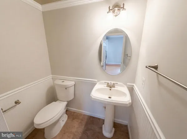 $711,000 | 43684 Phelps Terrace, Ashburn, VA 20147