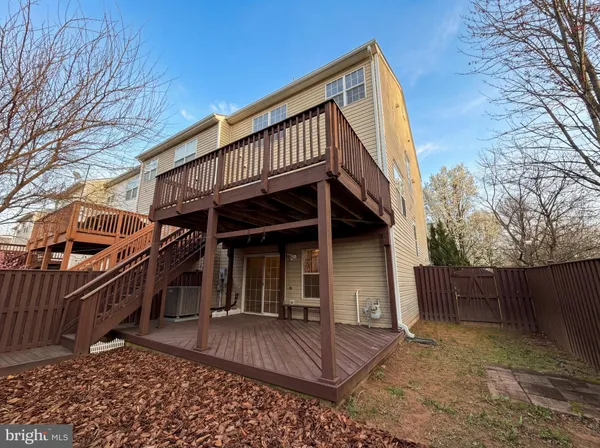 $711,000 | 43684 Phelps Terrace, Ashburn, VA 20147