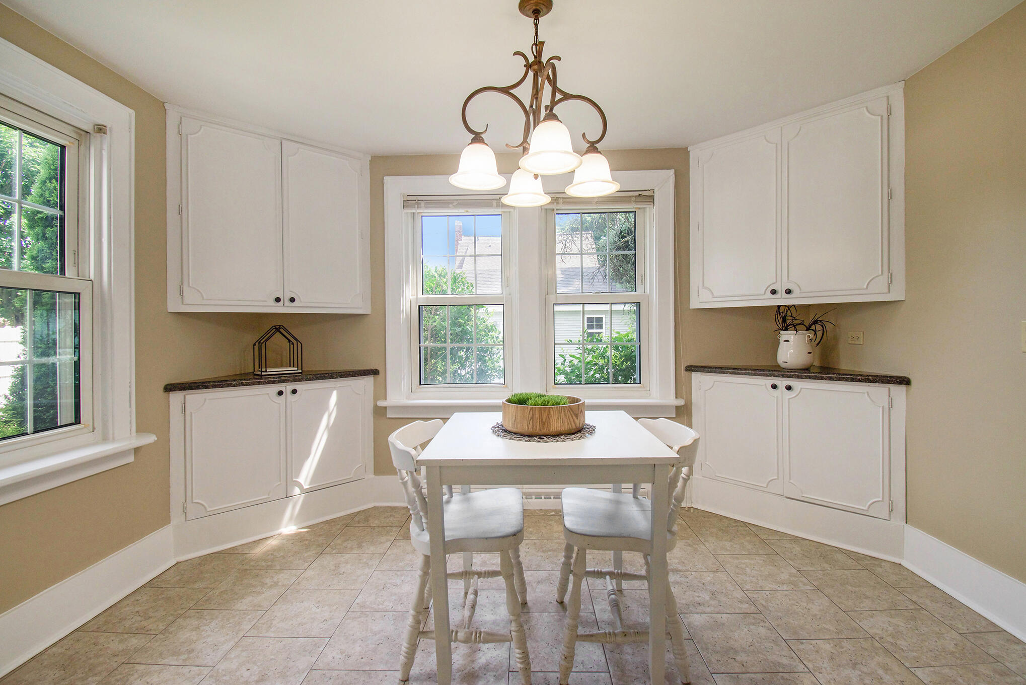803 Crescent Road Jackson, MI 49203 - Photo 11 of 36 DSC_0022