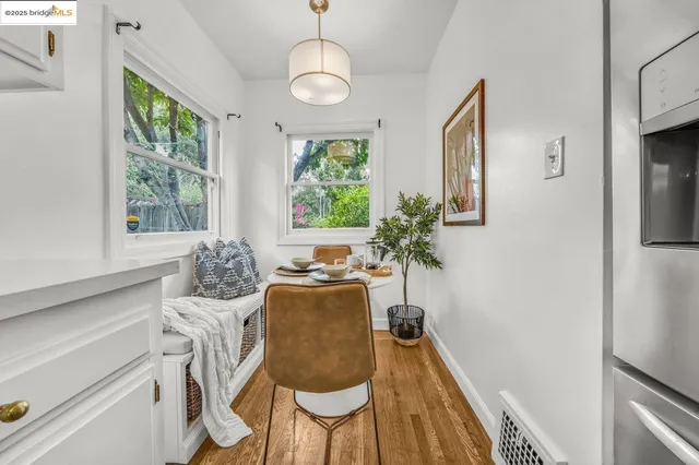 $599,000 | 5925 Outlook Avenue, Oakland, CA 94605