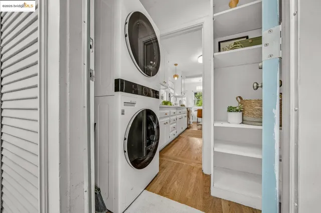 $599,000 | 5925 Outlook Avenue, Oakland, CA 94605