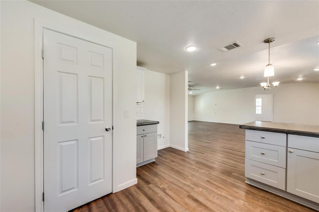 220 Ranch Road Joshua, TX 76058 - Photo 15 of 33 Gallery Image 15