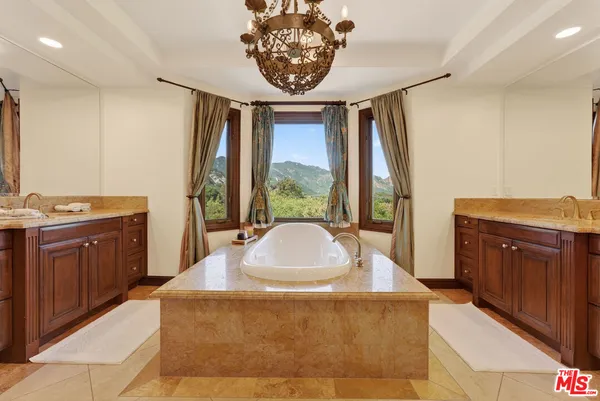 $3,499,000 | 435 Woodbluff Road, Calabasas, CA 91302