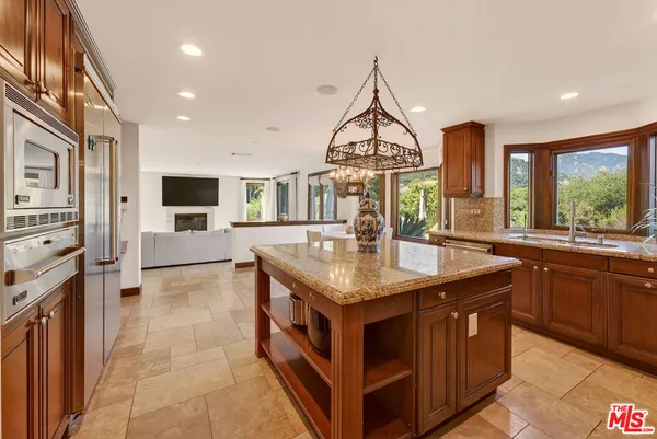 $3,499,000 | 435 Woodbluff Road, Calabasas, CA 91302