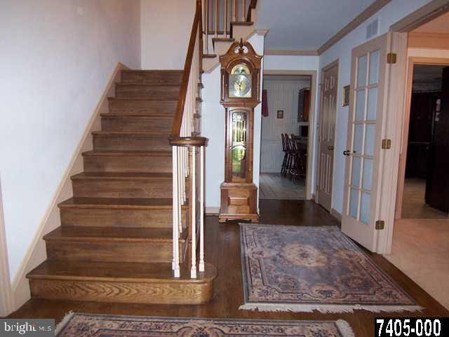 78 Dew Drop Road York, PA 17402 - Photo 2 of 25