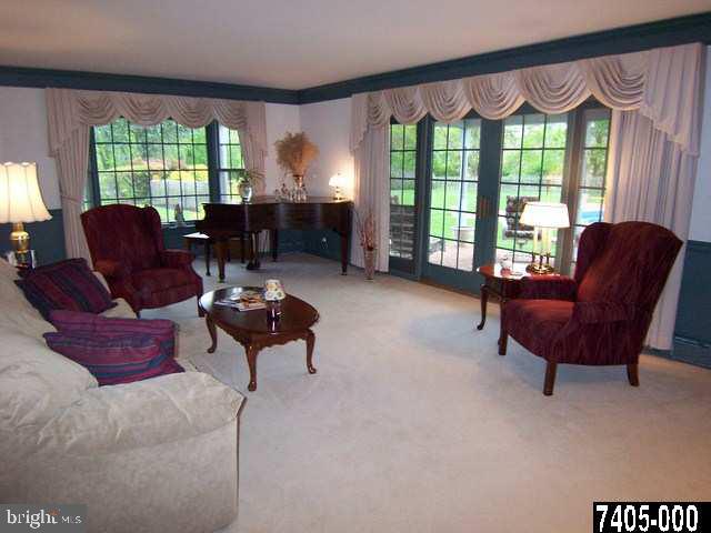 78 Dew Drop Road York, PA 17402 - Photo 4 of 25