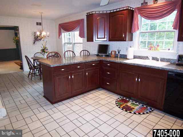 78 Dew Drop Road York, PA 17402 - Photo 9 of 25