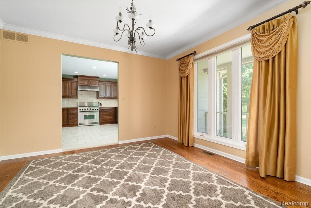 8630 Napier Road Northville, MI 48168 - Photo 4 of 42 Dining Room.jpg