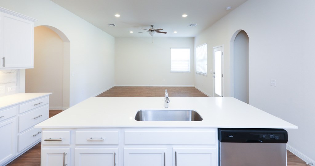 7309 Coit Road Austin, TX 78744 - Photo 9 of 24