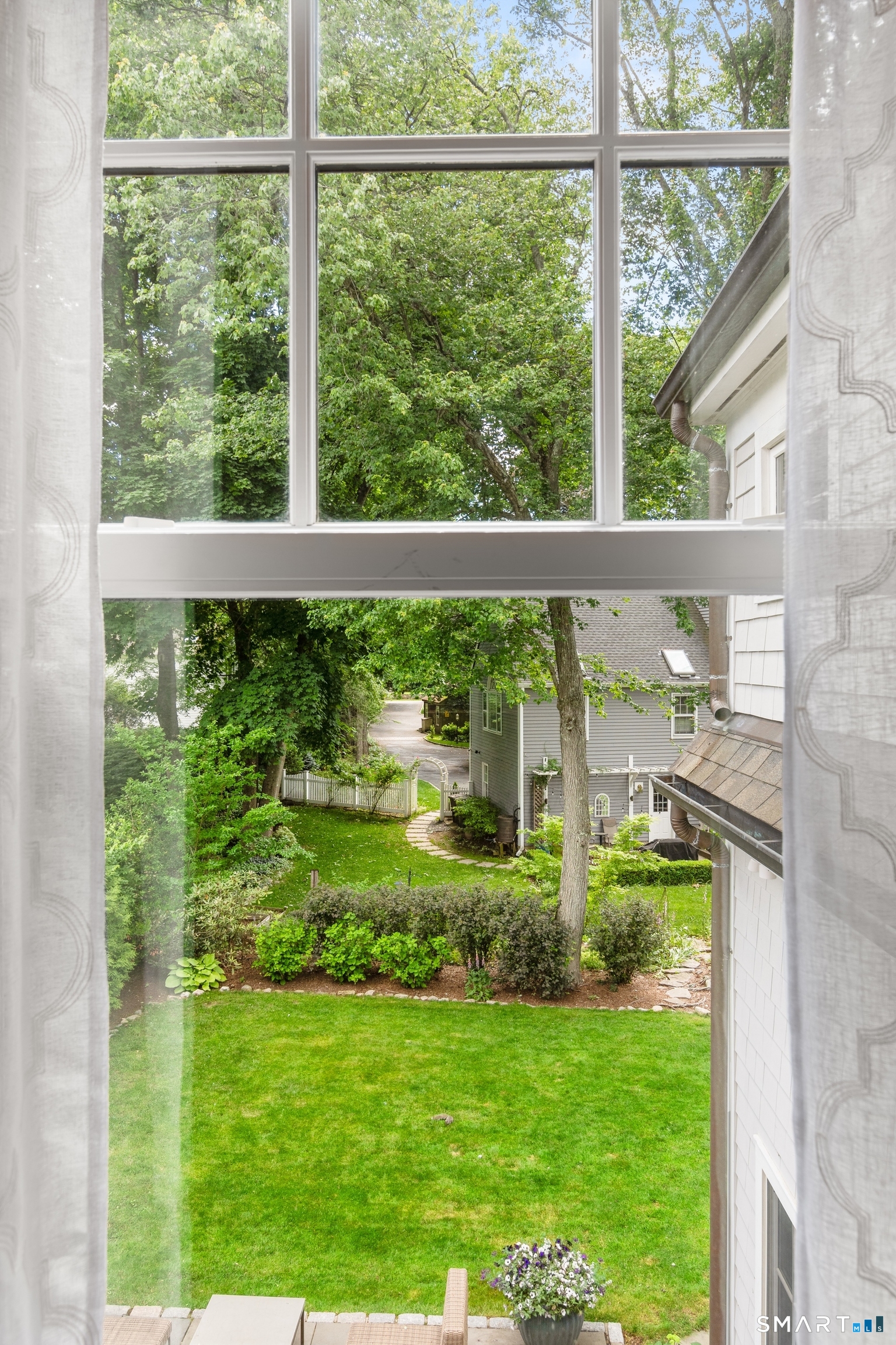 1644 Boston Post Road Darien, CT 06820 - Photo 33 of 40
