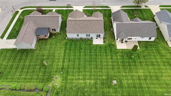 $300,000 | 15911 Classic Lake Drive, Huntertown, IN 46748