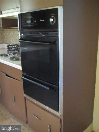 1108 Cedarcroft Road Baltimore, MD 21239 - Photo 8 of 18 Kitchen