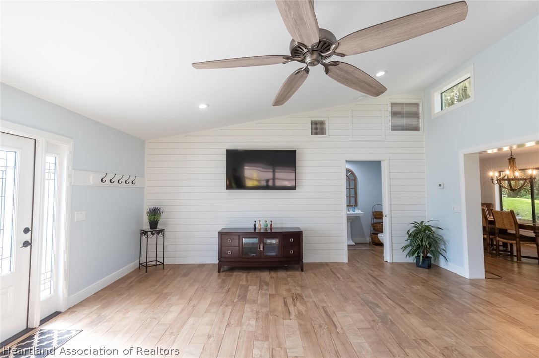 102 Squirrel Point Lorida, FL 33857 - Photo 12 of 47