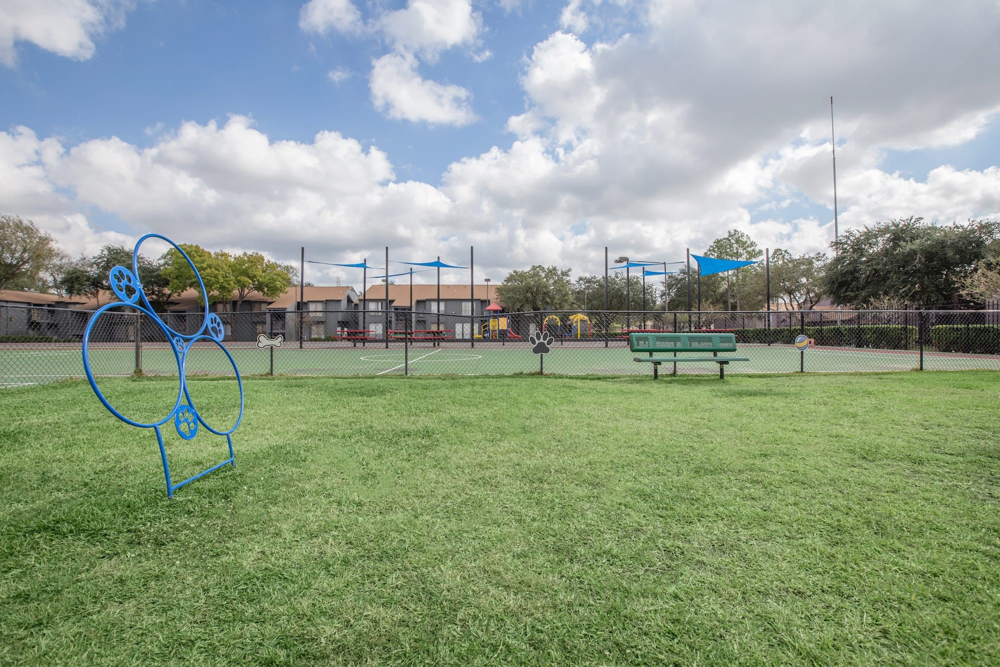2101 Hayes Road, Unit 1920 Houston, TX 77042 - Photo 9 of 17 a view of a playground with basketball court