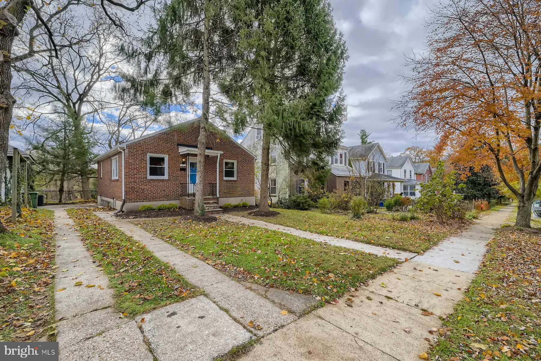 1303 Asbury Road Baltimore, MD 21209 - Photo 2 of 25