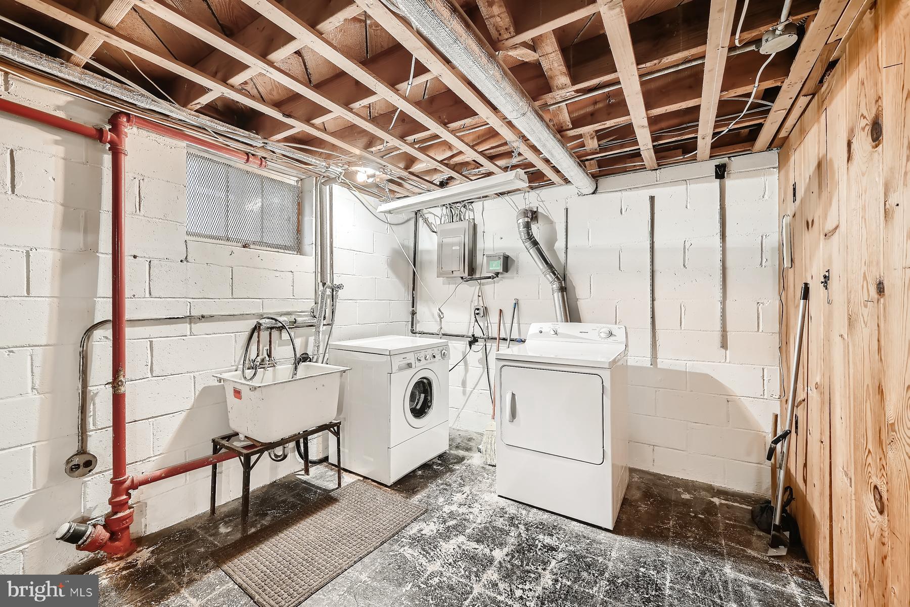 1303 Asbury Road Baltimore, MD 21209 - Photo 18 of 25