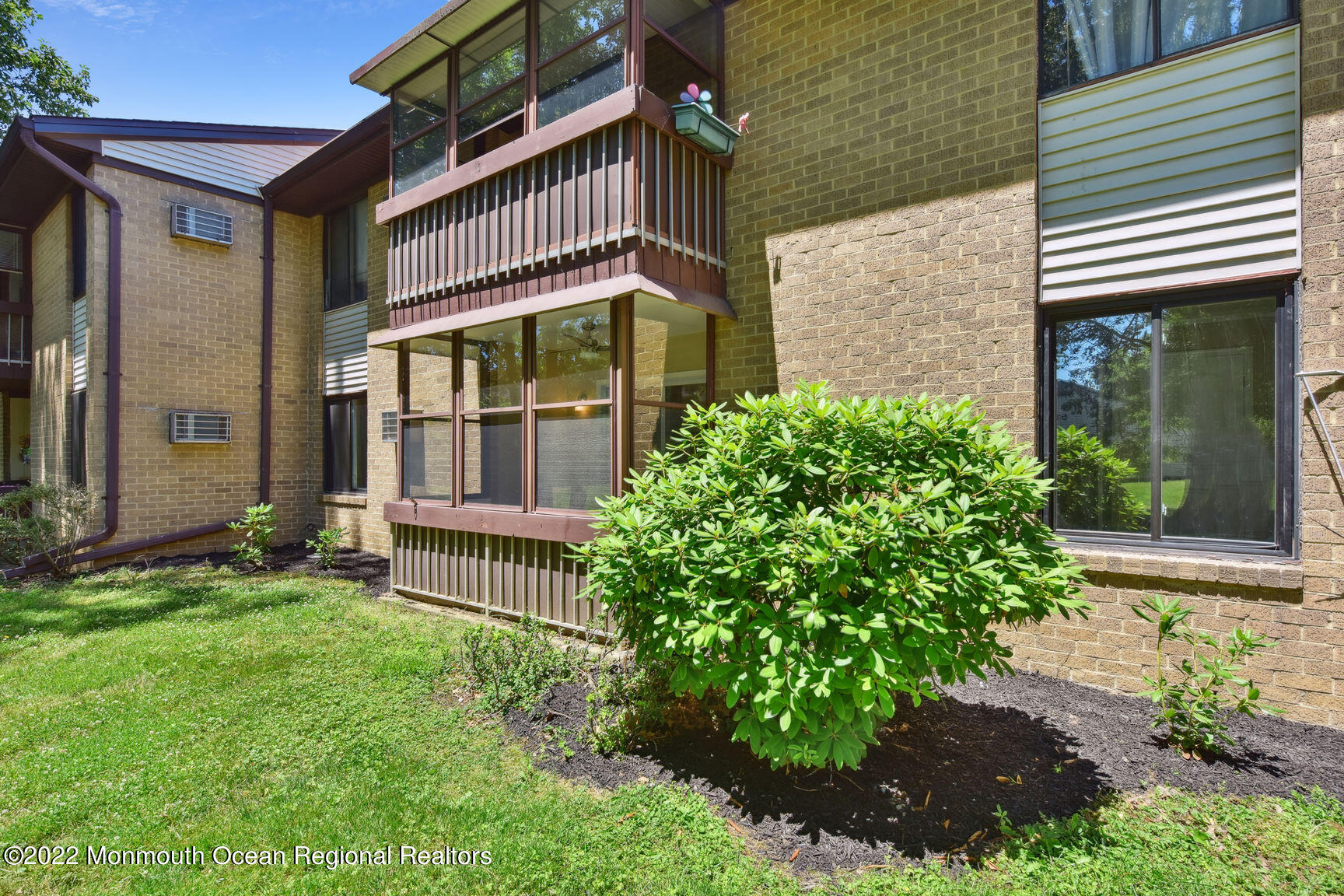 11 Pine Cluster Circle, Unit B Manalapan, NJ 07726 - Photo 21 of 21 26Back Exterior