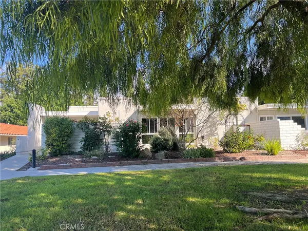 $324,500 | 2121 Ronda Granada, Unit N, Laguna Woods, CA 92637