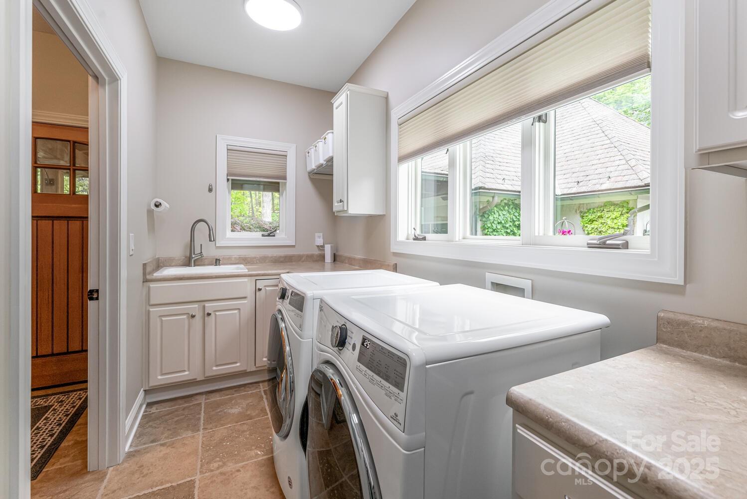 27 Connelly Road Arden, NC 28704 - Photo 17 of 48 Gallery Image 17