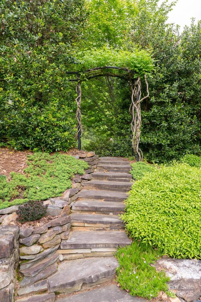 27 Connelly Road Arden, NC 28704 - Photo 47 of 48 Gallery Image 47