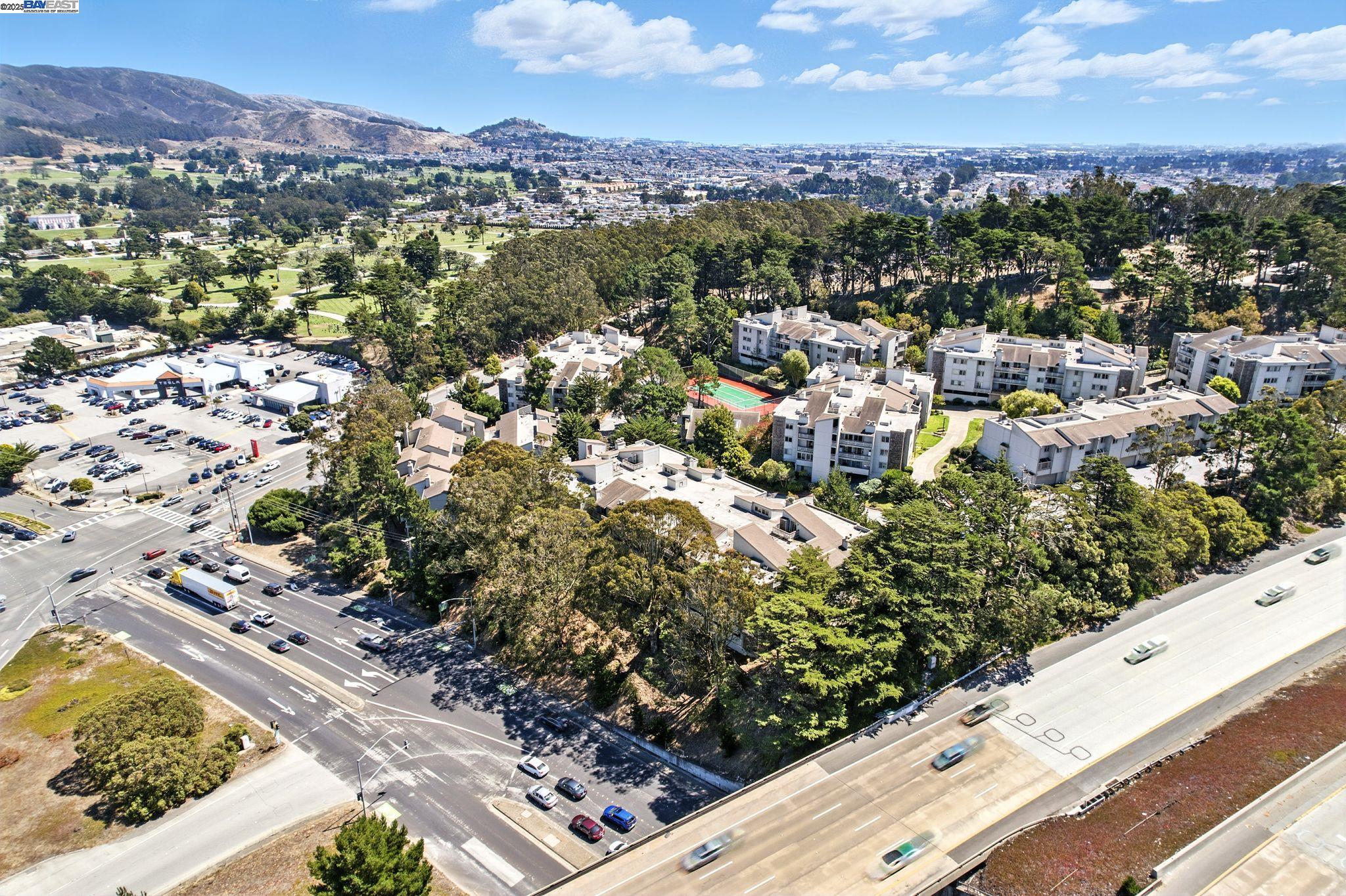 332 Philip Drive, Unit 303 Daly City, CA 94015 - Photo 54 of 55 a view of a city