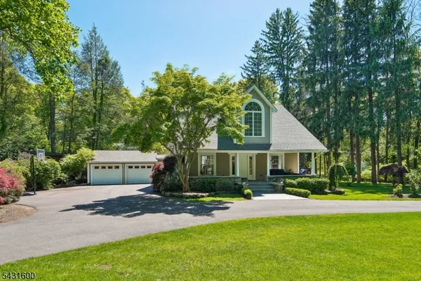 $899,000 | 42 Hillside Avenue, Monsey, NY 10952