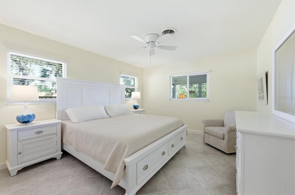 6421 Manasota Key Road Englewood, FL 34223 - Photo 25 of 56