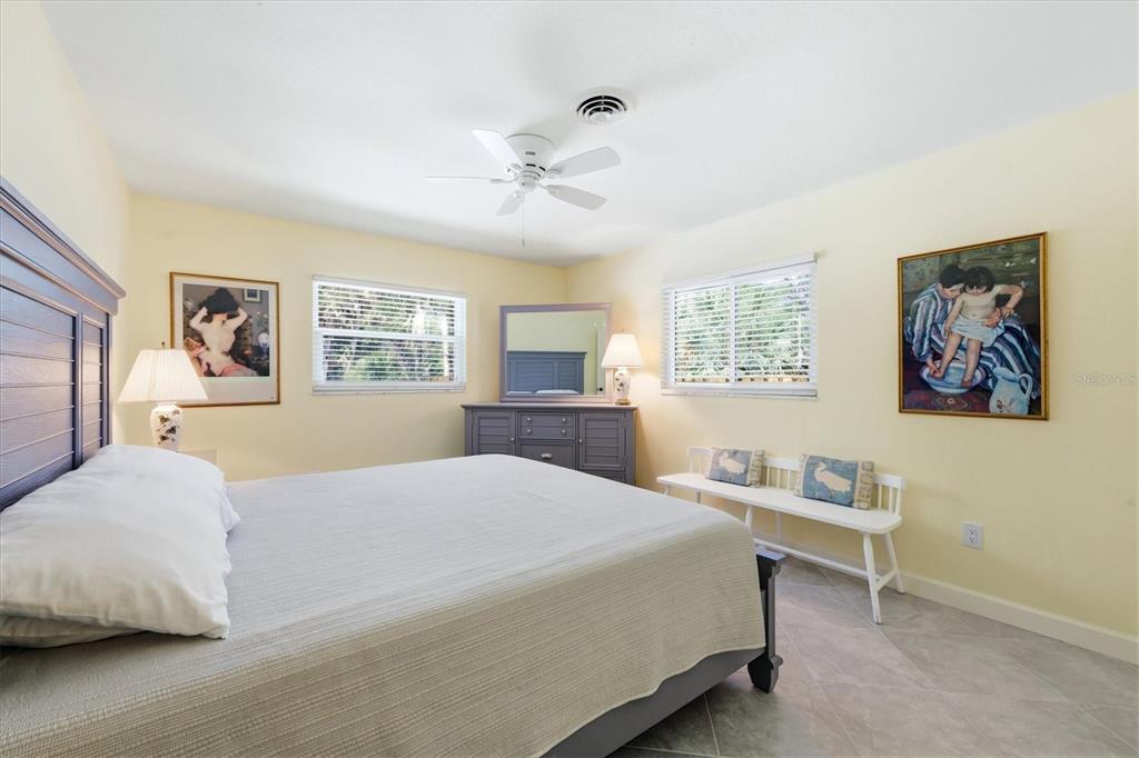 6421 Manasota Key Road Englewood, FL 34223 - Photo 27 of 56