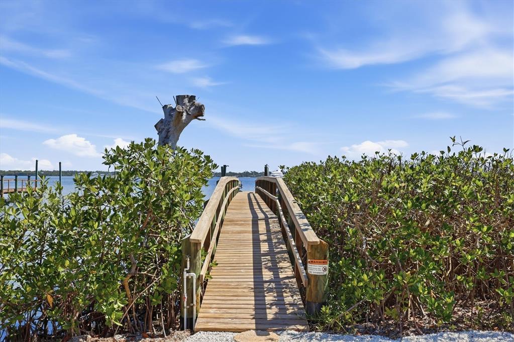 6421 Manasota Key Road Englewood, FL 34223 - Photo 41 of 56