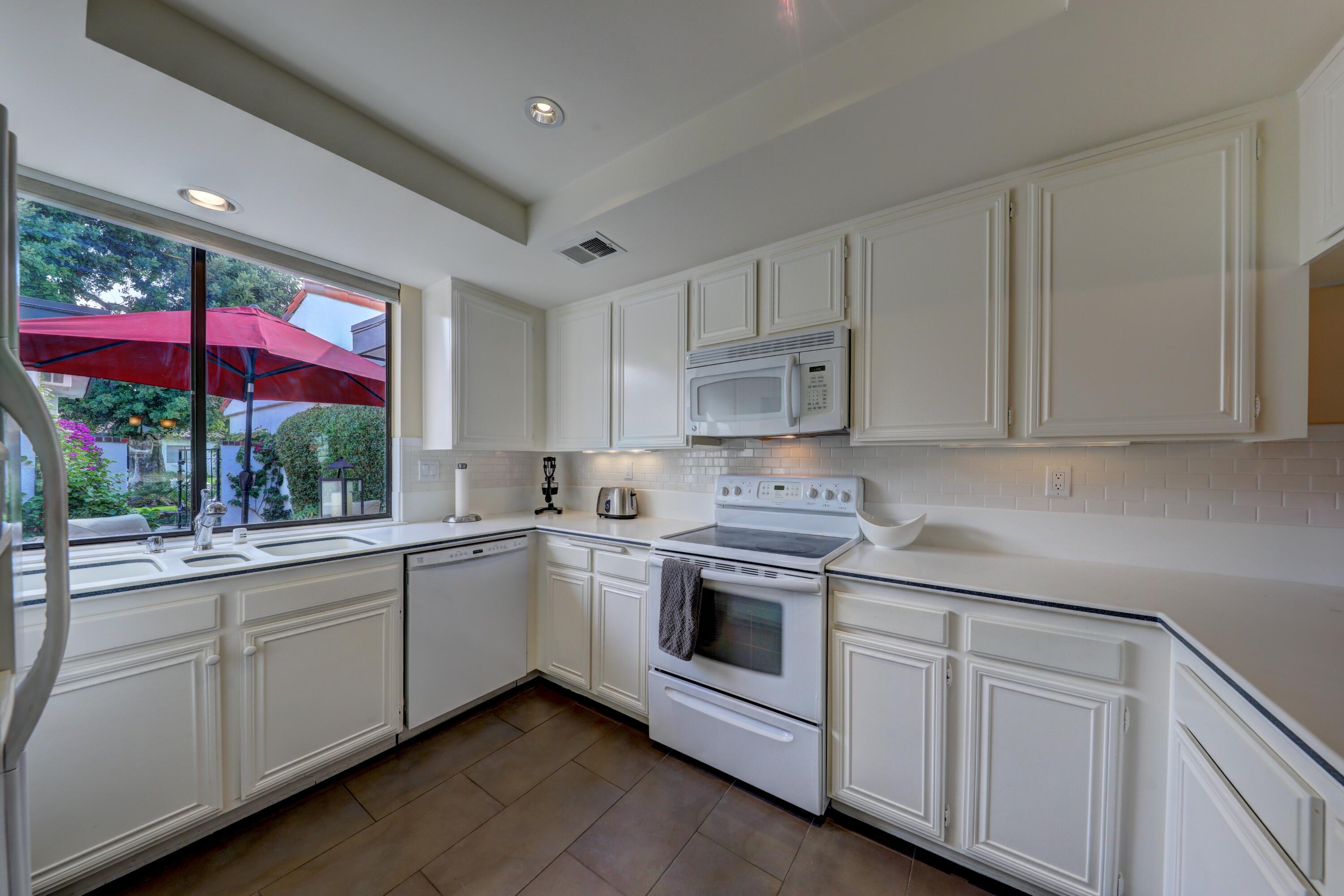 36 El Toro Drive Rancho Mirage, CA 92270 - Photo 8 of 20 ElToro36#7