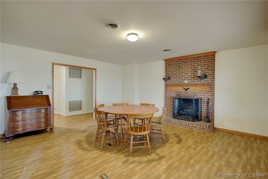 9081 Stump Point Road Hayes, VA 23072 - Photo 13 of 38 Gallery Image 13