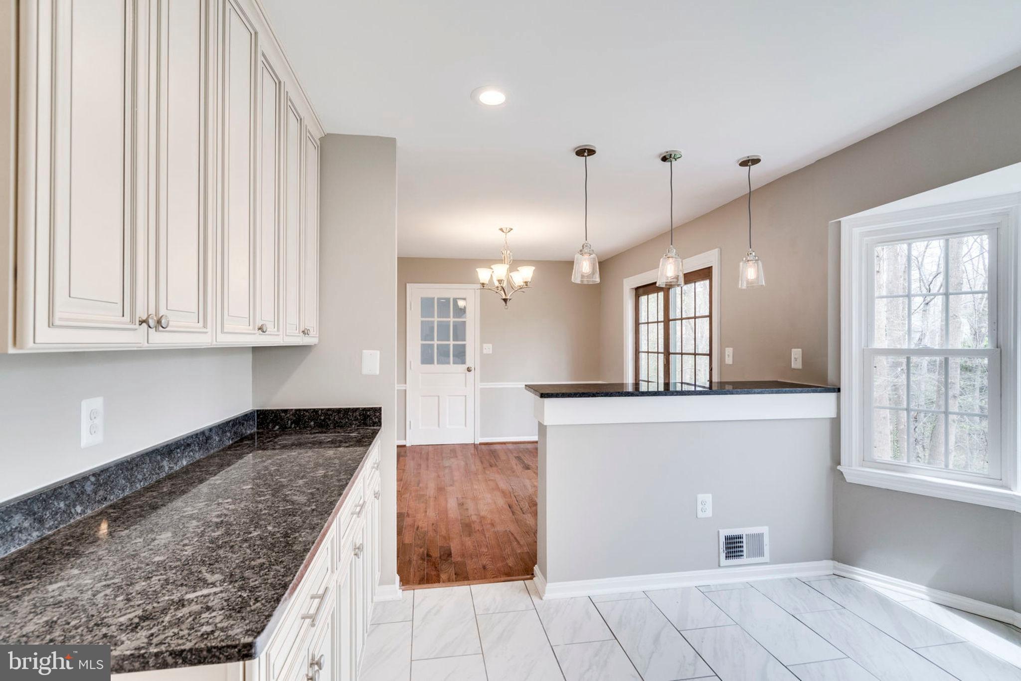 7923 St George Court Springfield, VA 22153 - Photo 13 of 42 Kitchen