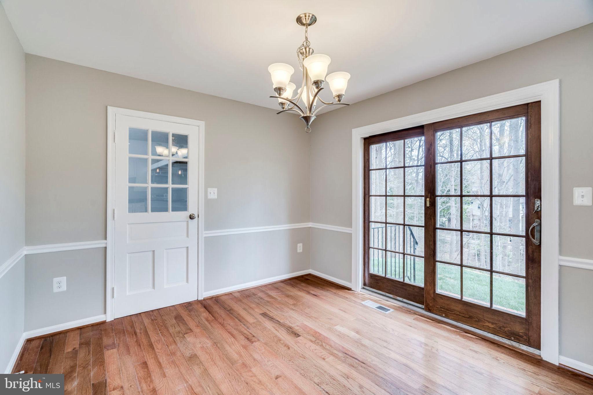 7923 St George Court Springfield, VA 22153 - Photo 16 of 42 Dining Room