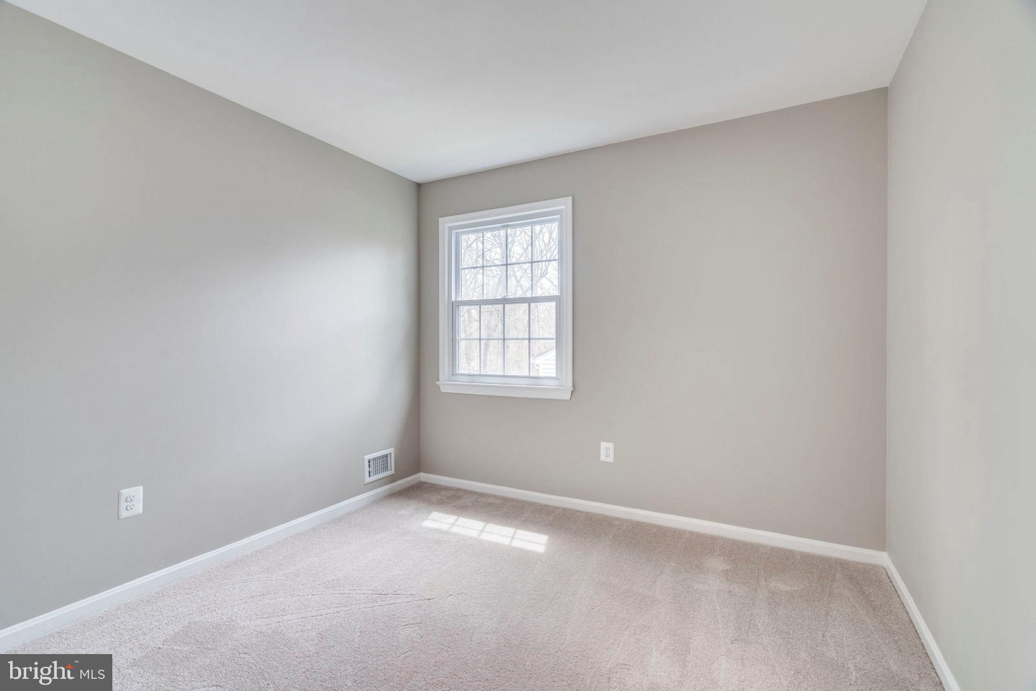 7923 St George Court Springfield, VA 22153 - Photo 31 of 42 Bedroom