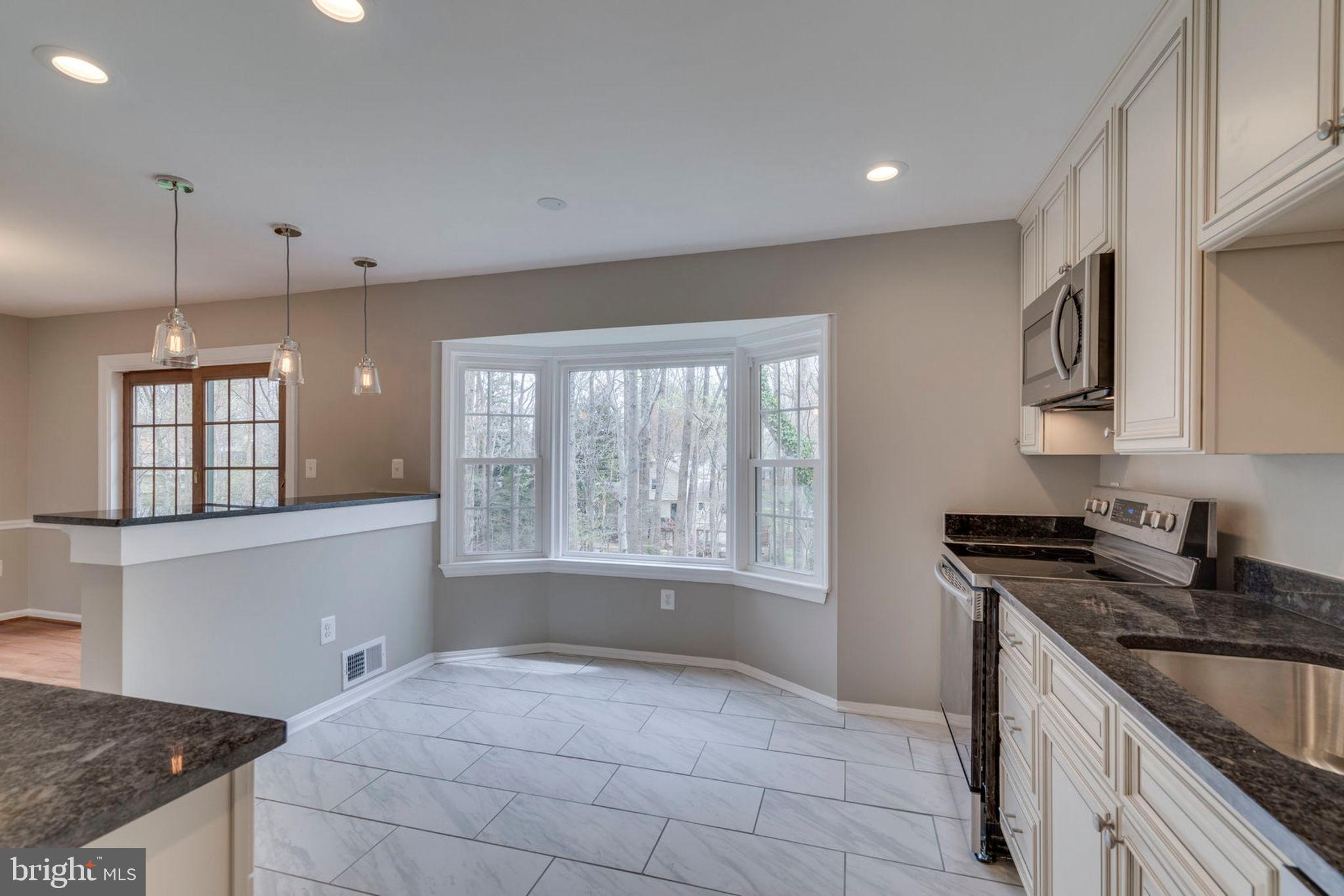 7923 St George Court Springfield, VA 22153 - Photo 10 of 42 Kitchen
